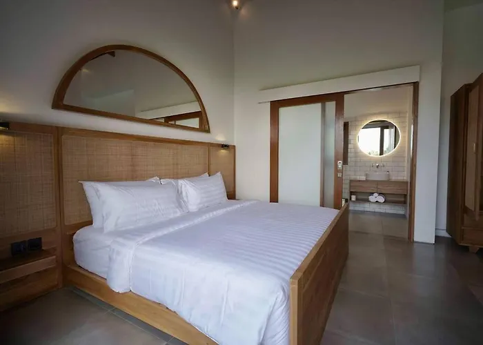 Villa Ikris - Tranquil Oasis In The Heart Of Canggu (Bali)