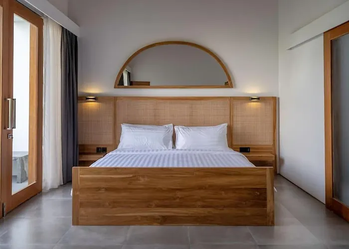 Ikris - Tranquil Oasis In The Heart Of Villa