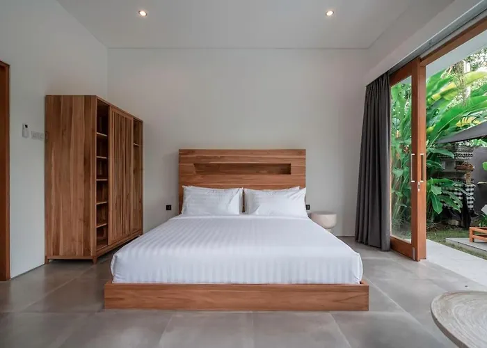 Ikris - Tranquil Oasis In The Heart Of Villa Canggu (Bali)