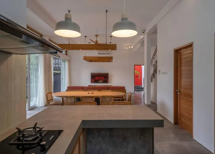 Villa Ikris - Tranquil Oasis In The Heart Of